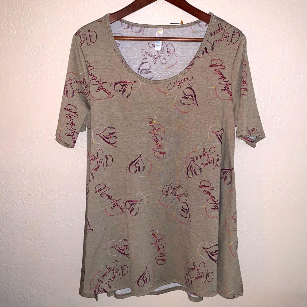 LuLaRoe top
